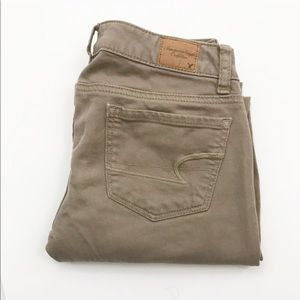 American Eagle Khaki Color Skinny Jeans
